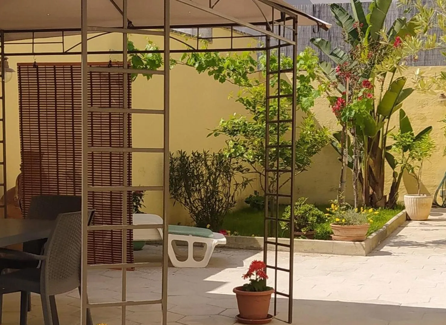 La Casetta Col Cortile Lecce Italien
